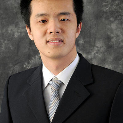 St. Louis Academy honors Shi