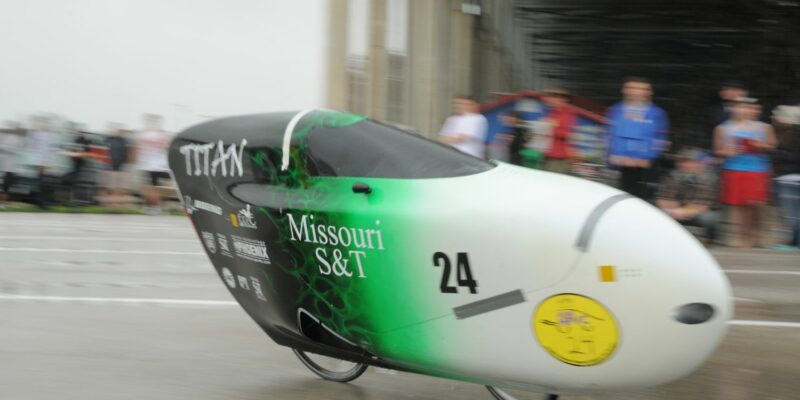 Missouri S&T’s Human Powered Vehicle Competition Team travels to California