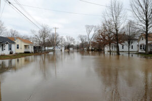 Missouri S&T researchers are using deep learning to design smarter ways to evacuate during floods, such as this 2008 event that flooded neighborhoods along the Meramec River in eastern Missouri. Photo by Jocelyn Augustino/FEMA