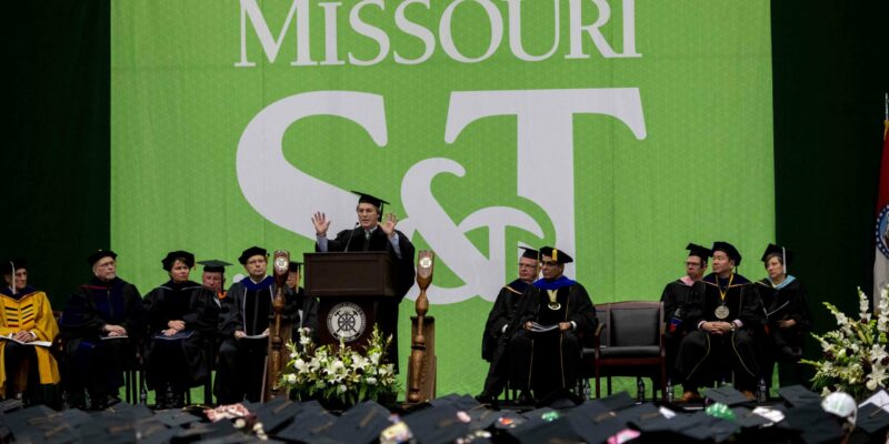 Missouri S&T commencement speaker shares life lessons with graduates