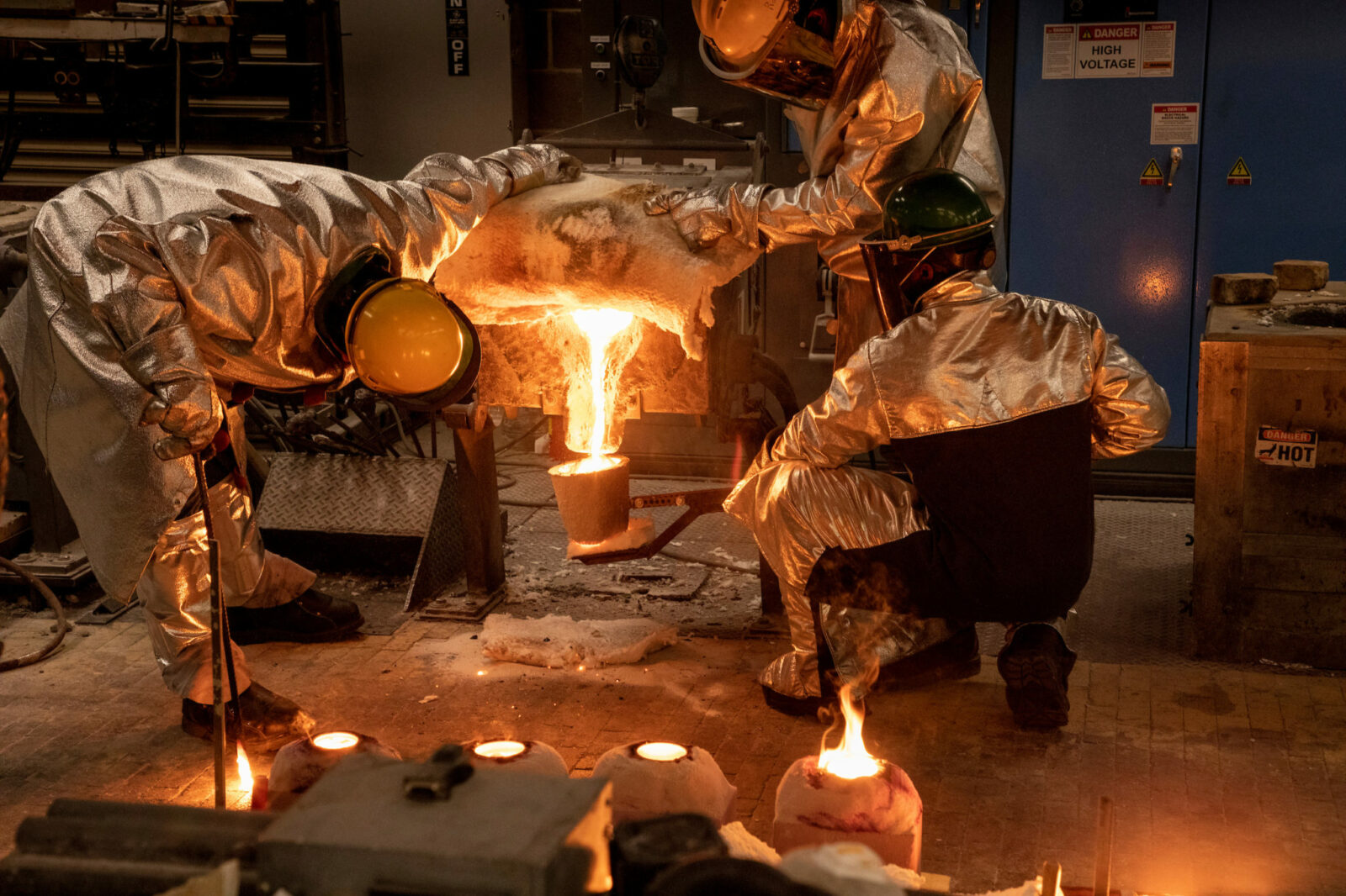 Photo of students working in high-temperature foundry