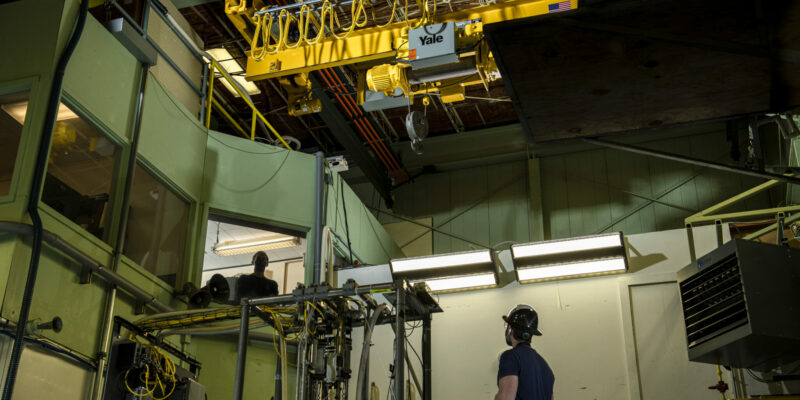 Crane will make light(er) work at the S&T reactor