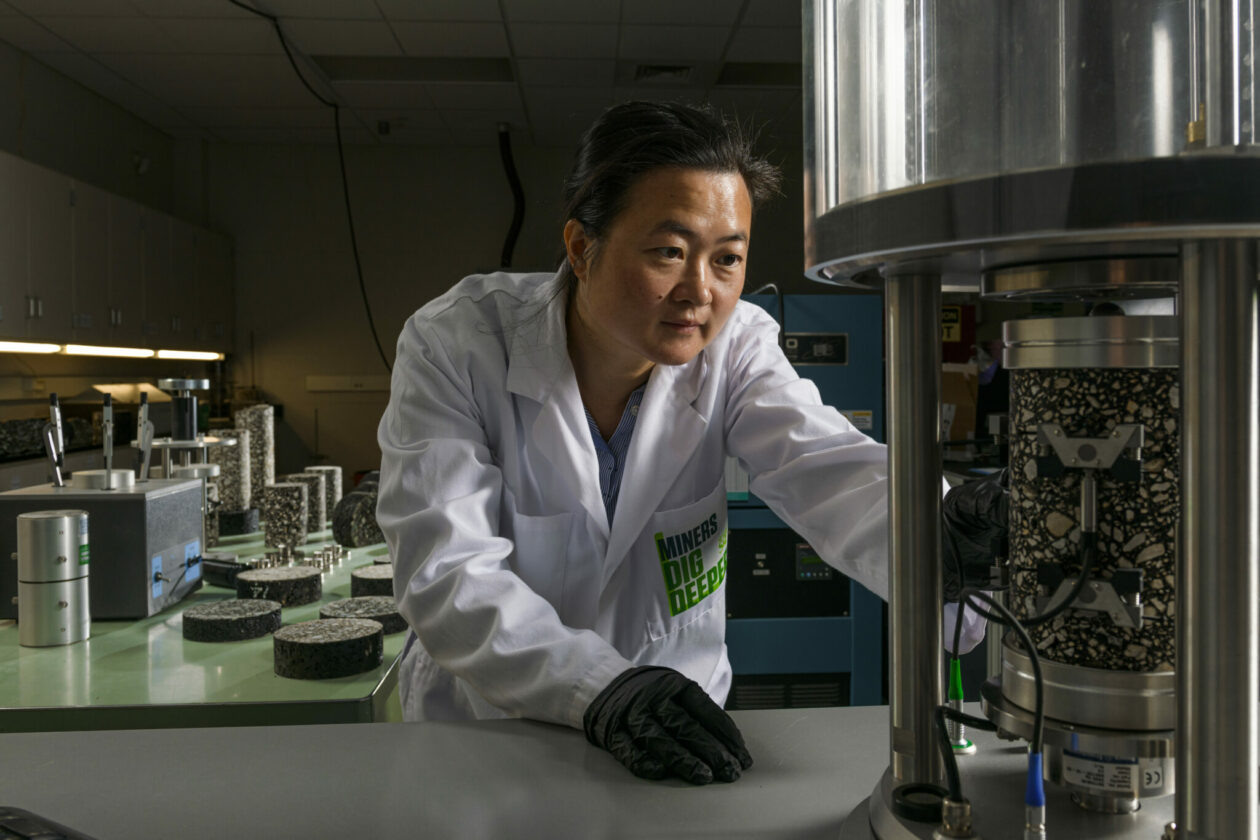 Dr. Jenny Liu in lab