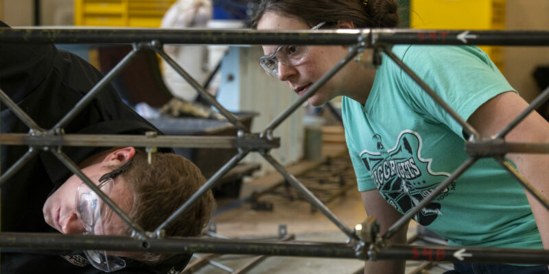 Steel Bridge Team wins fourth consecutive regional competition, will compete at nationals