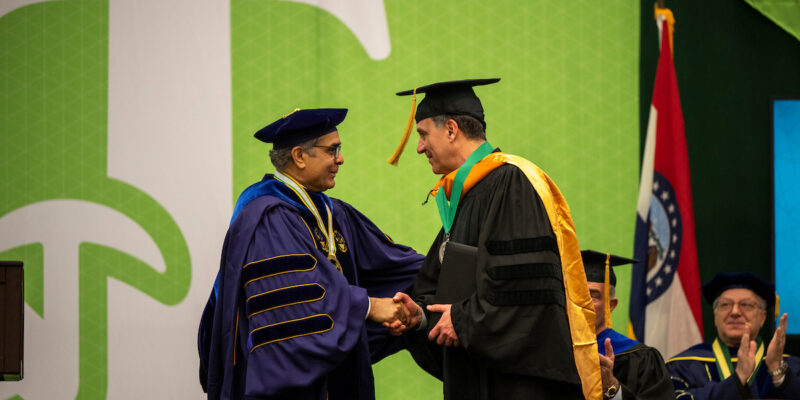 Wagner receives honorary degree from Missouri S&T