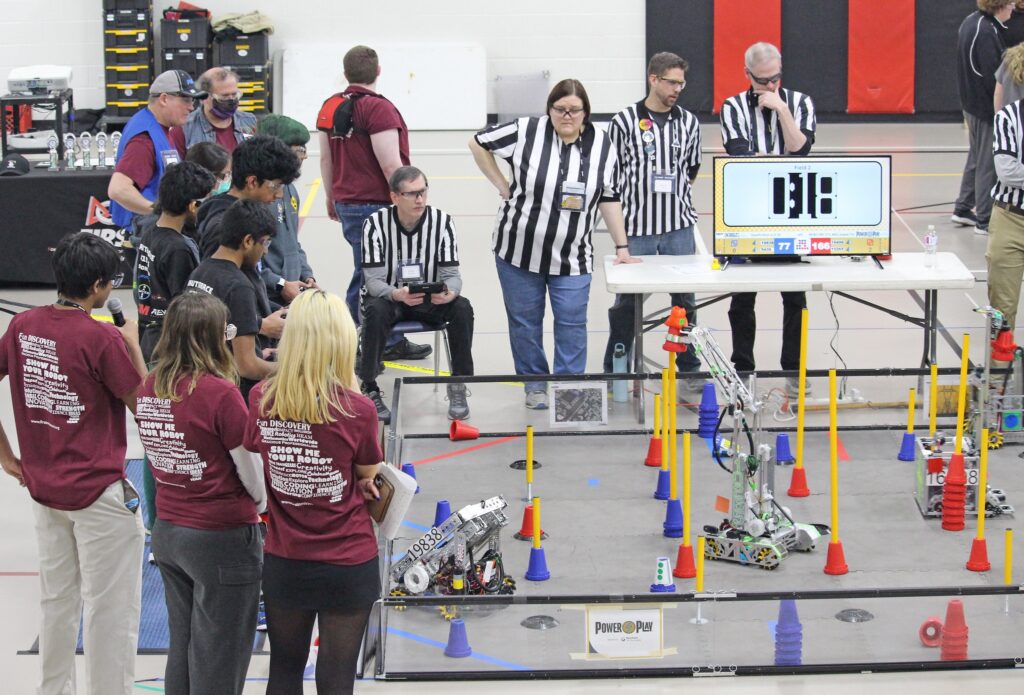 Missouri S&T News and Events FIRST Tech Challenge returns to S&T