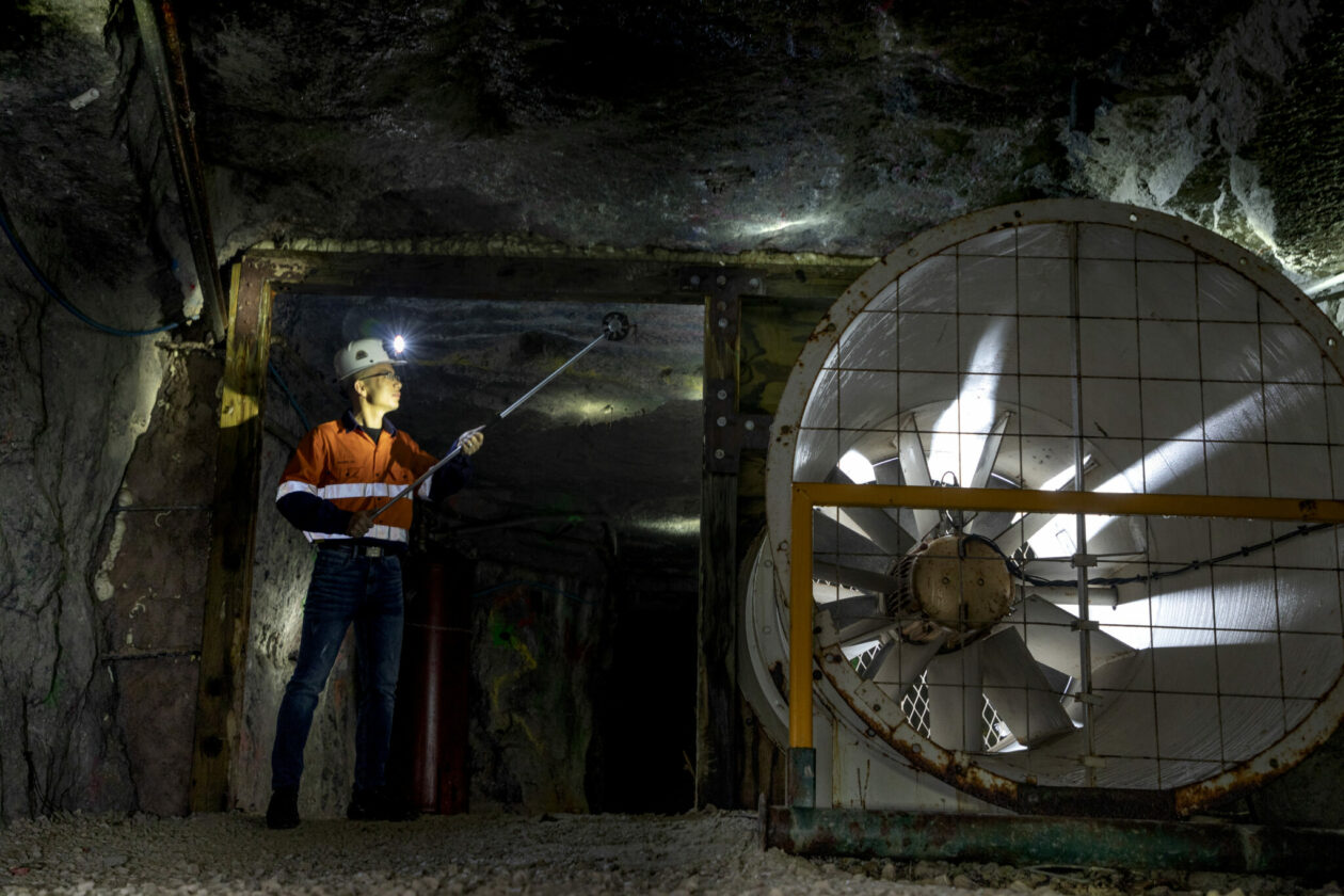 Dr. Guang Xu tests the ventilation in the Missouri S&T Experimental Mine. Photo by Tom Wagner/Missouri S&T.