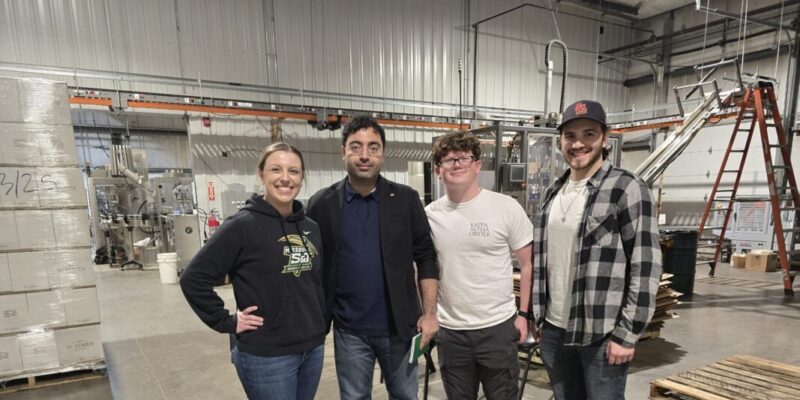Chemical engineering students present wine fermentation research