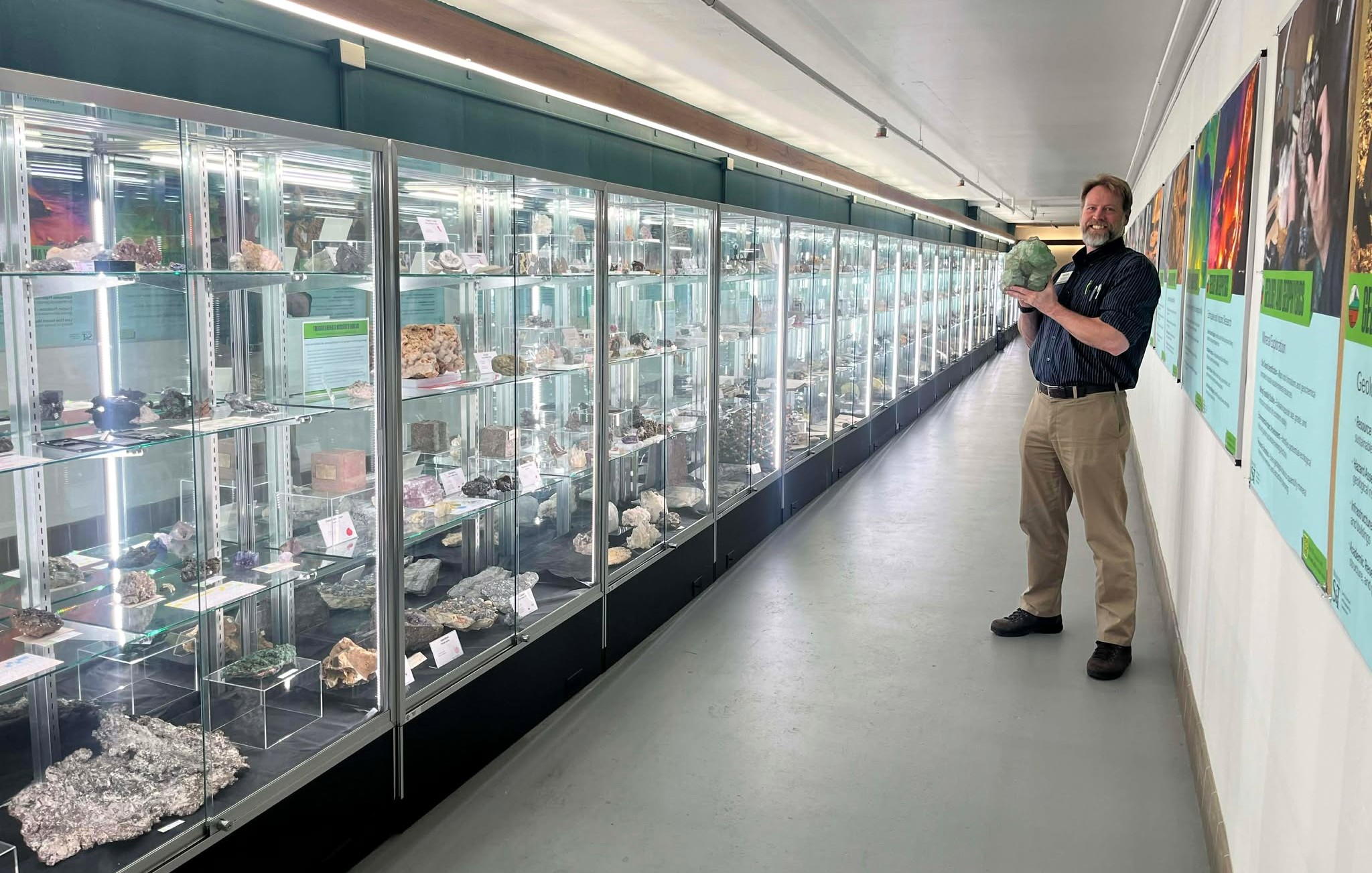 Once-hidden gems now sparkling at Missouri S&T Mineral Museum