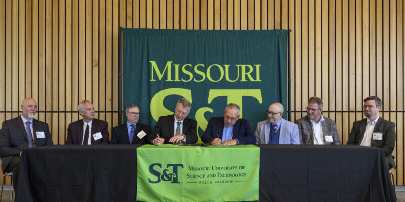 Missouri S&T, Idaho National Laboratory sign SUPER-powered research agreement